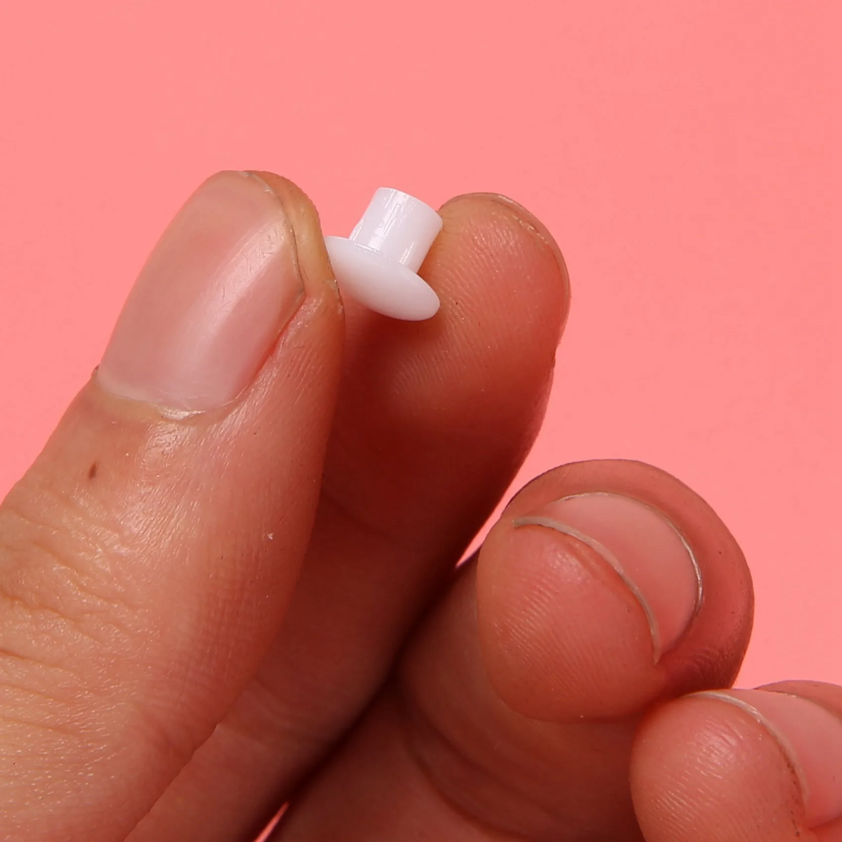 

ABWP-Plastic Round Shaped Cover Screw Cap Lid White 100Pcs For 5Mm Dia Hole