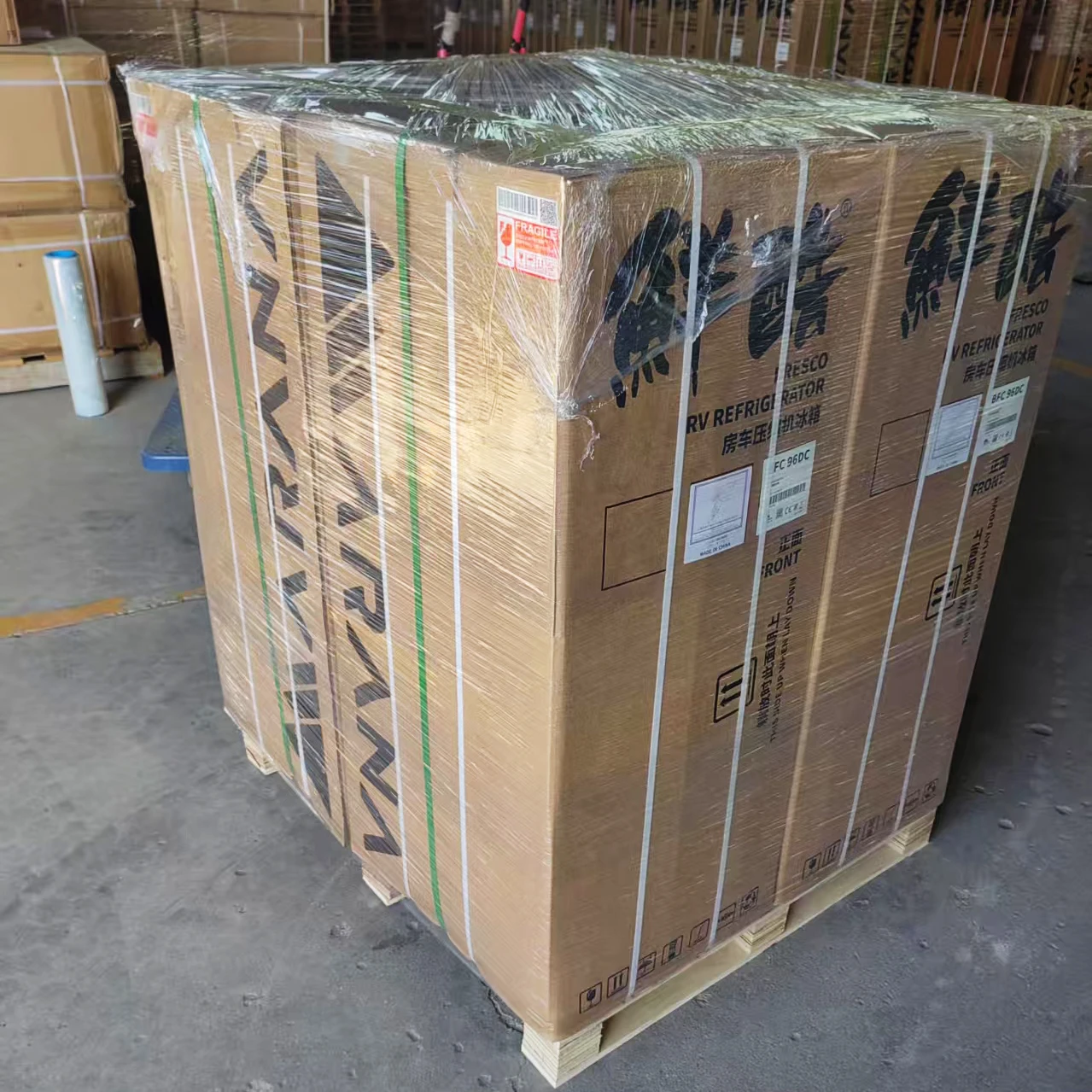 12V 96L Convenient RV Camper Refrigerator Comfortable Essential for Trailer Electrical Systems