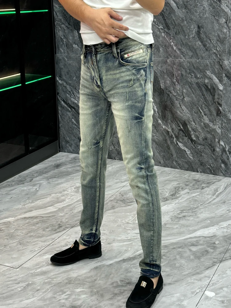 

Модные молодежные мужские зимние повседневные джинсы прямого кроя, зауженные джинсы с эффектом потертости, джинсы из денима со средней/высокой талией