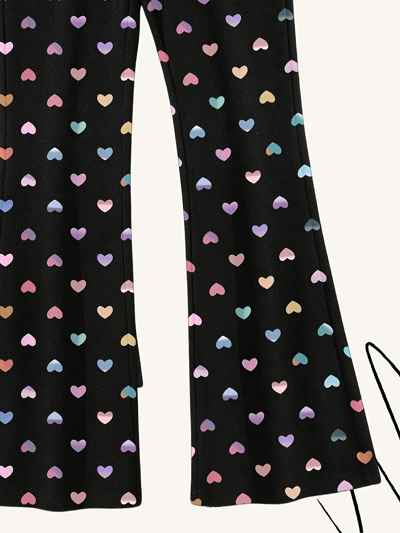 Set mit 2 Paar lässigen Schlaghosen für junge Mädchen – Bunter Herz-Print (Frühling/Herbst) – Detail 3