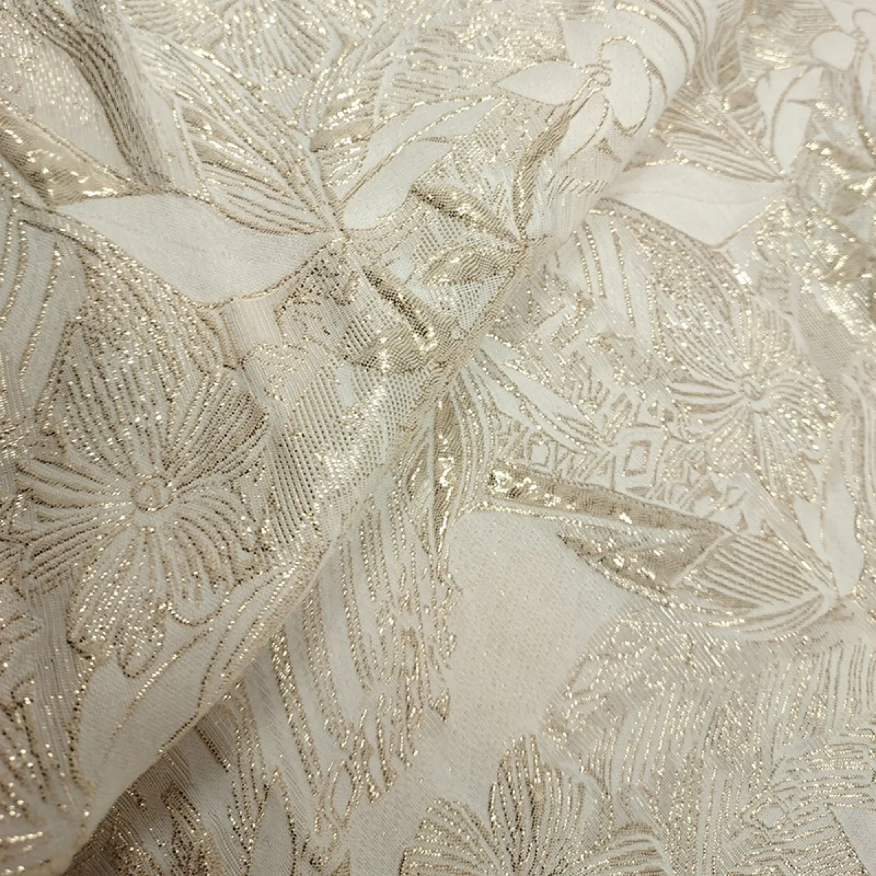 크림 골드 메탈릭 양각 잎사귀 자카드 원단, 3D 버블 - Sewing In Textile 리뷰 및 가격