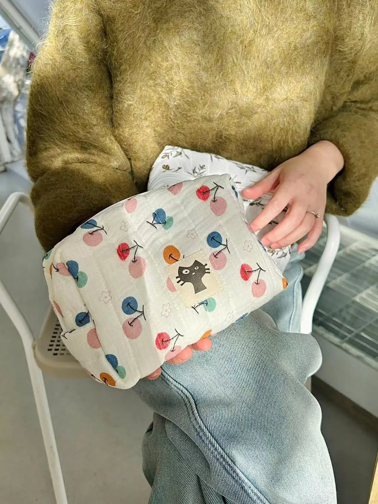 Cartoon Floral Cotton Cosmetic Bag Women Clutch Bag Makeup Pouch Large Capacity Skincare Storage Bags Portable Cute Toiletry Bag