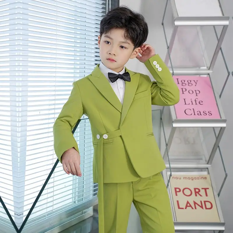 

2023 Новый детский модный однотонный повседневный пиджак, комплект для мальчиков, весенне-осеннее пальто, брюки, пиджак, комплект одежды из 3 предметов LI785