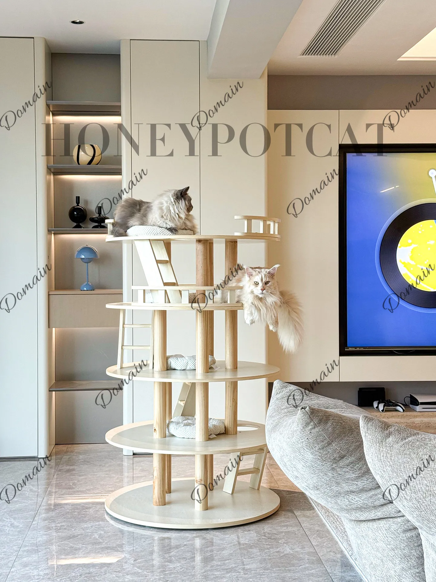 Cat climbing frame cat tree integrated multi-layer all solid wood cat villa paint surface is easy to take care of v220520