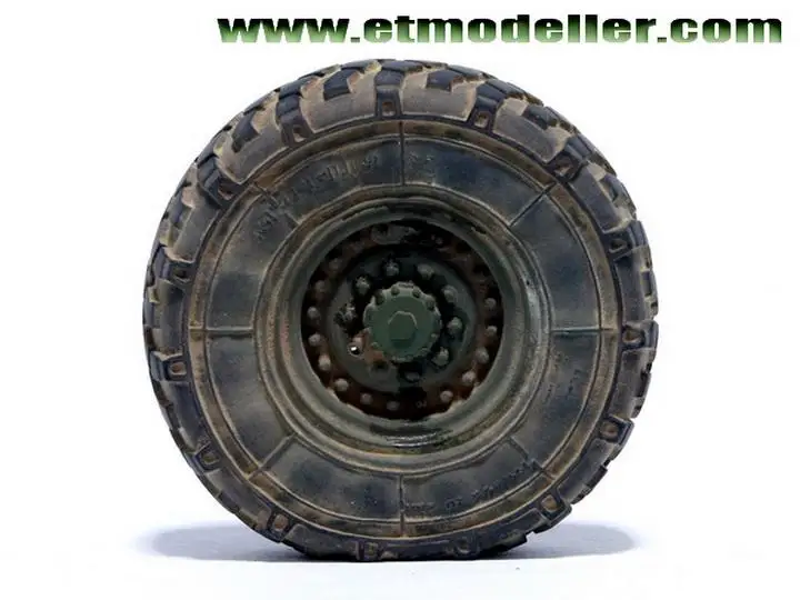 

ET Model 1/35 ER35-002 Modern US M1078 LMTV Weighted Road Wheels For TRUMPETER 01004