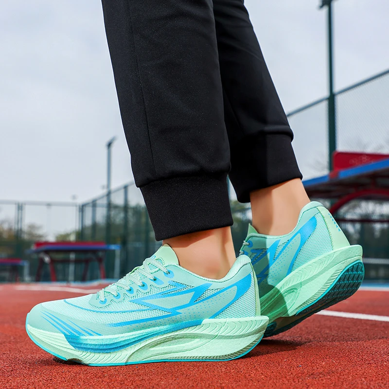 Men's sports shoes, comfortable and non-slip, wearable shoes for men's outdoor activities Walking shoes