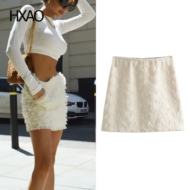 

HXAO Mini Skirt for Women White Tweed Skirt Fashion Feather Short Skirts Woman Wrap Skirt Female Aesthetic Skirts Streetwear