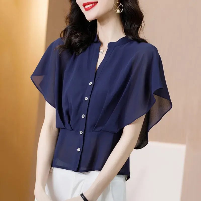 

Fashion V-Neck Flare Sleeve Summer Button Chiffon Shirt Plus Size Loose Casual Color Short Sleeve Female Commute Blouse ZT509