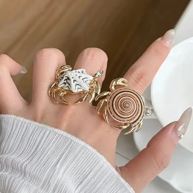 Artistic Crab Shell Ring Sweet Cool Abstract Form Colorful Stone Embellishment Unique Statement Gallery Casual Women Jewelry