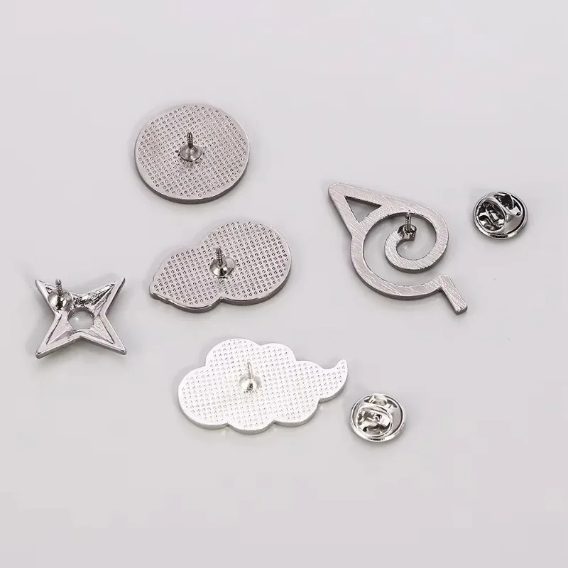 5PCS Anime Cartoon Enamel Brooch Red Cloud Sharingan Metal Pin Backpack Clothes Shuriken Dart Red Cloud Badge Cosplay Props view 6