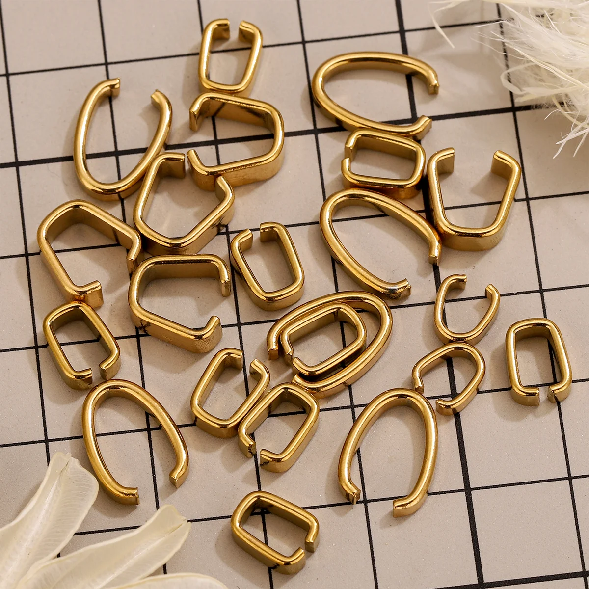 Lote de 50 piezas de cierres de acero inoxidable tipo broche para joyería, conectores de pulsera, dijes, hebillas, colgantes, clips y accesorios DIY