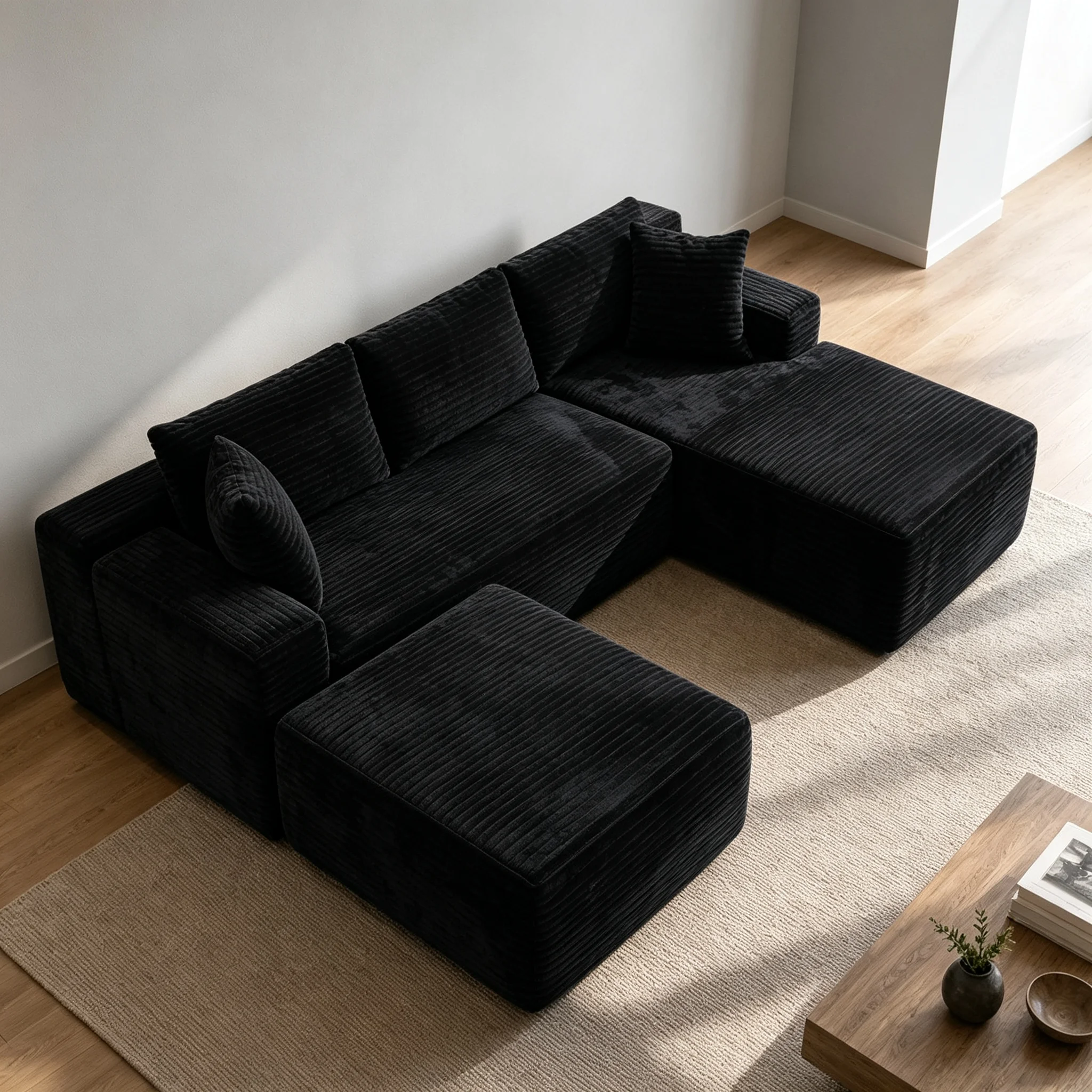 Soft Foam Compressed Sofa Set Stain Resistant Sectional with 10 Year Warranty for Resort Hotel Guest Room Furniture