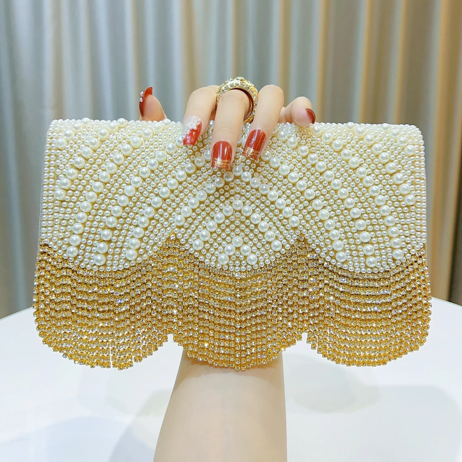 

Luxurious Inlaid Pearls Tassel Glitter Rhinestones Evening Bags Women's Metal Top Handle Wedding Purse Clutch Exquisite Handbags