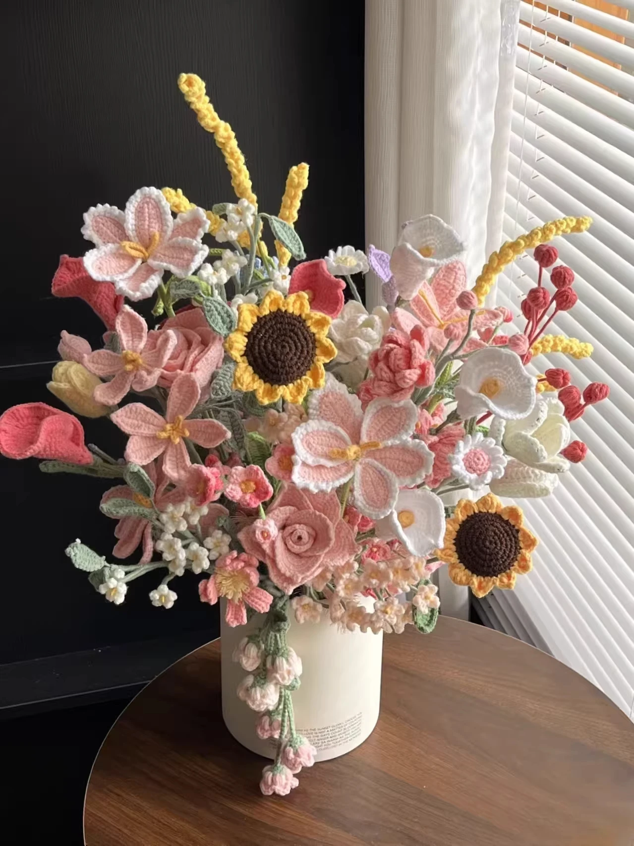 手作りの毛糸編み花束diy素材キット、ハグバケットギフト、彼女、親友への贈り物、スノーフェアリーブランド