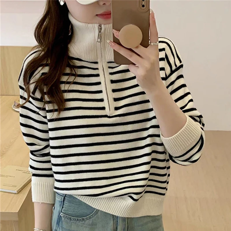 

Casual Zipper Turtleneck Sweaters Women Autumn Korean Contrast Color Striped Knitted Pullovers Vintage Streetwear Sporty Jumpers