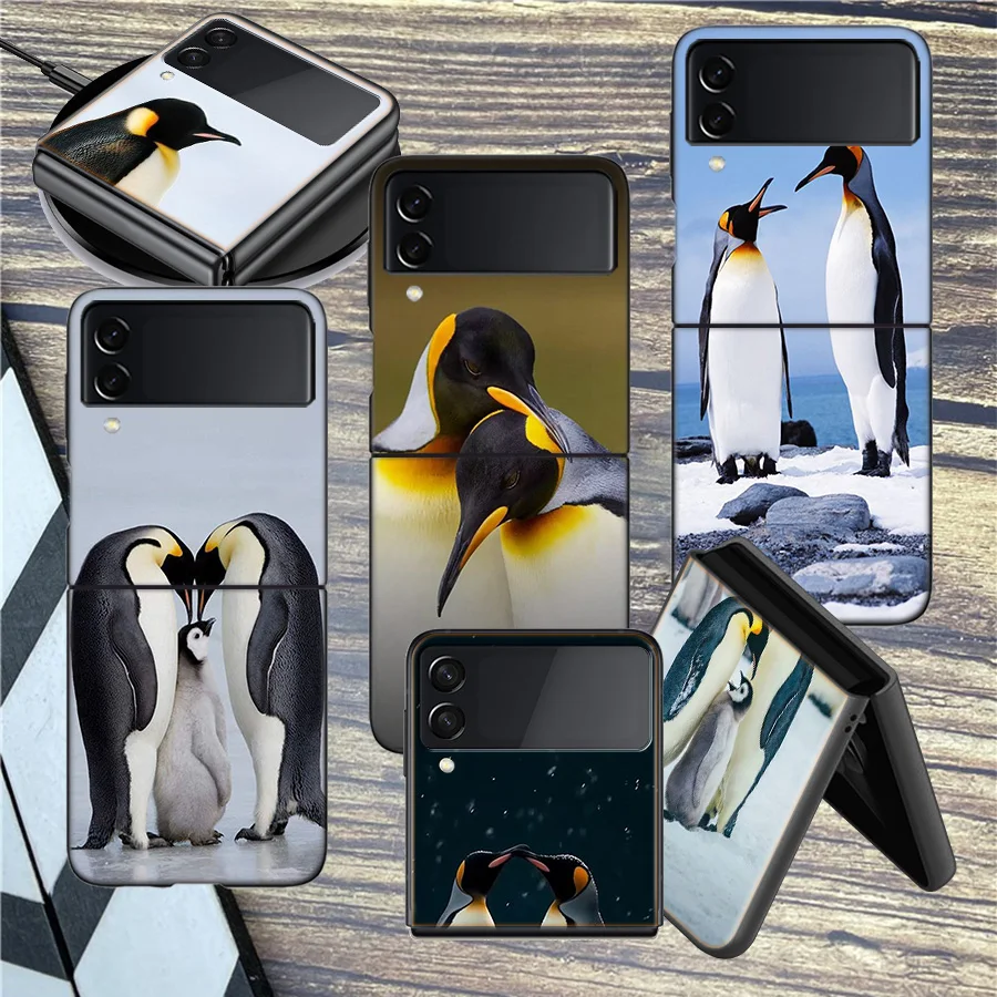 Penguins Love at the North Pole For Phone Samsung Z Flip 3 4 5 5G Cover Shockproof Hard Galaxy Z Flip 6 5G Case Cell Luxury PC S