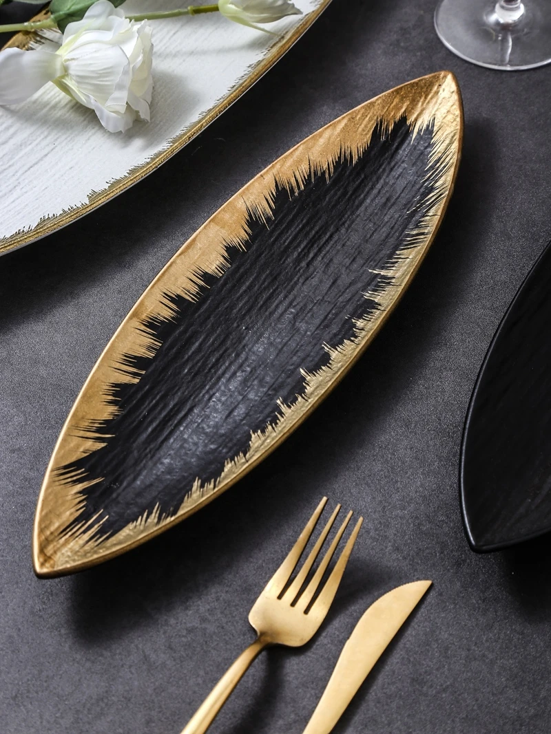 Leaf-shaped Japanese-style Plate Creative Restaurant Ceramic Dessert Tableware Dinner Plate Gold Rim Frosted Western Food Plate