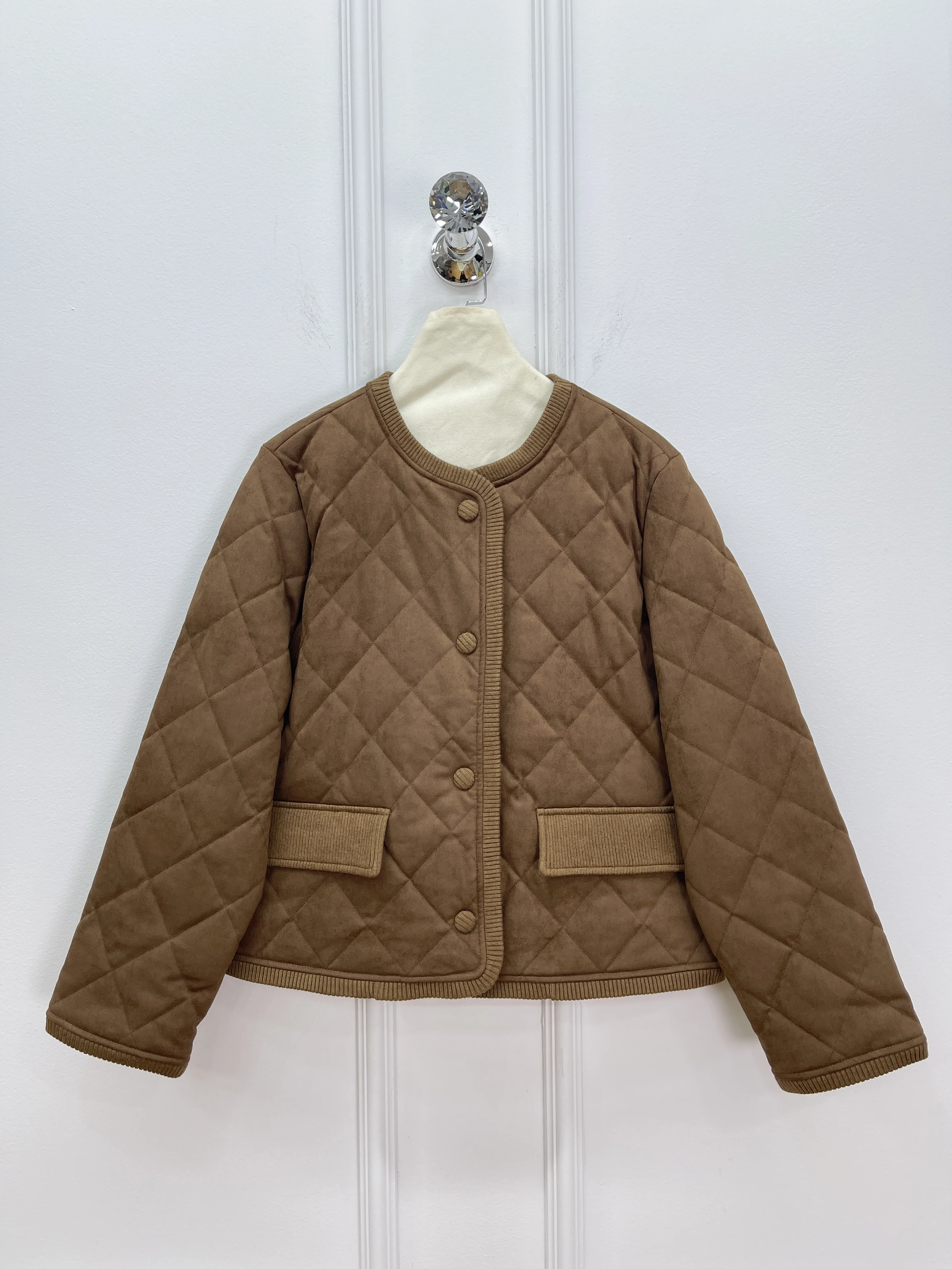 سترة خفيفة الوزن بنمط الماس بلون سادة بتصميم كلاسيكي، معطف دافئ خفيف الوزن بأكمام طويلة، جديد لشتاء 2025 للسيدات #2