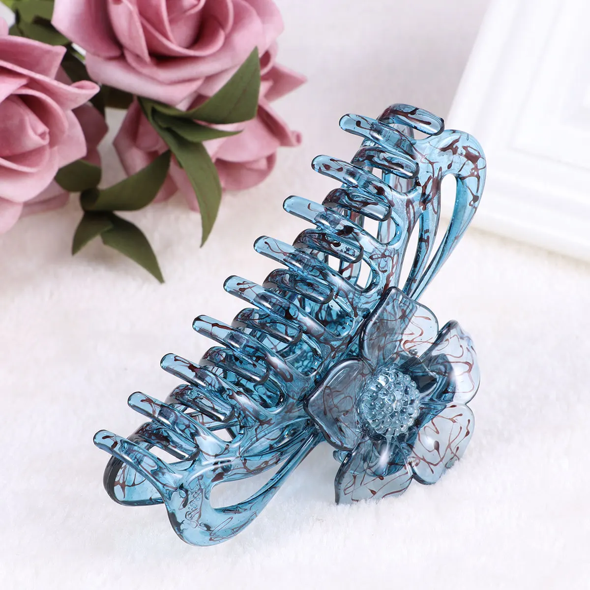 

Elegant Hair Claw Clips for Women Large Cute Barrette Claws Girls Decorative Styling Tool Non Slip Durable Premium Material
