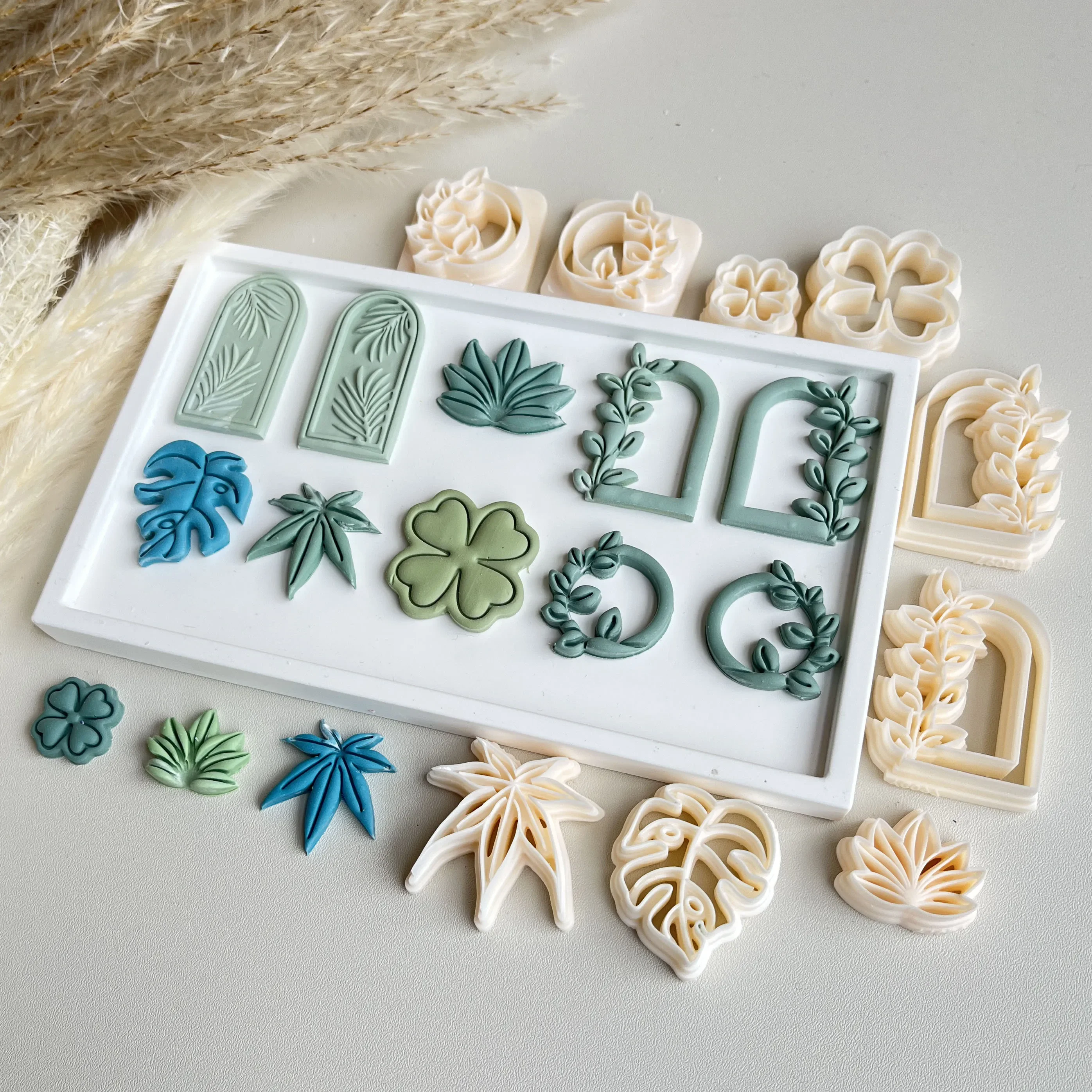 Tropical Rainforest Plant Series Monstera/Clover/Leaf/Treeline Shape Polymer Clay Molds Clay Cutters For DIY Earrings Making