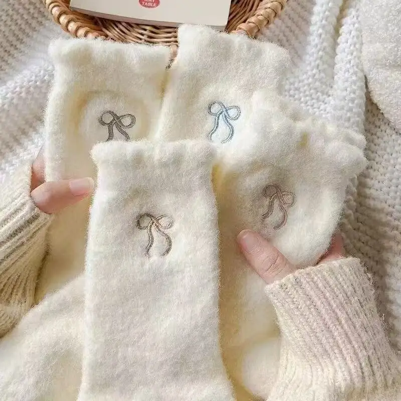 

5 Pairs White Bow-Tie Fleece Warm Hot Socks Set Fall Winter Fuzzy Thermo Fancy Women Socks with Ruffles Thermal Socks for Girls
