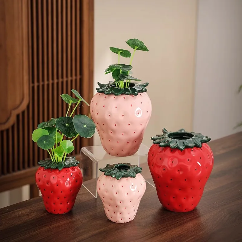 Strawberry Vase Flower Arrangement, Living Room Home Decoration, Ceramic Vase Hydroponic Dry Flower and Fresh Flower Arrangement