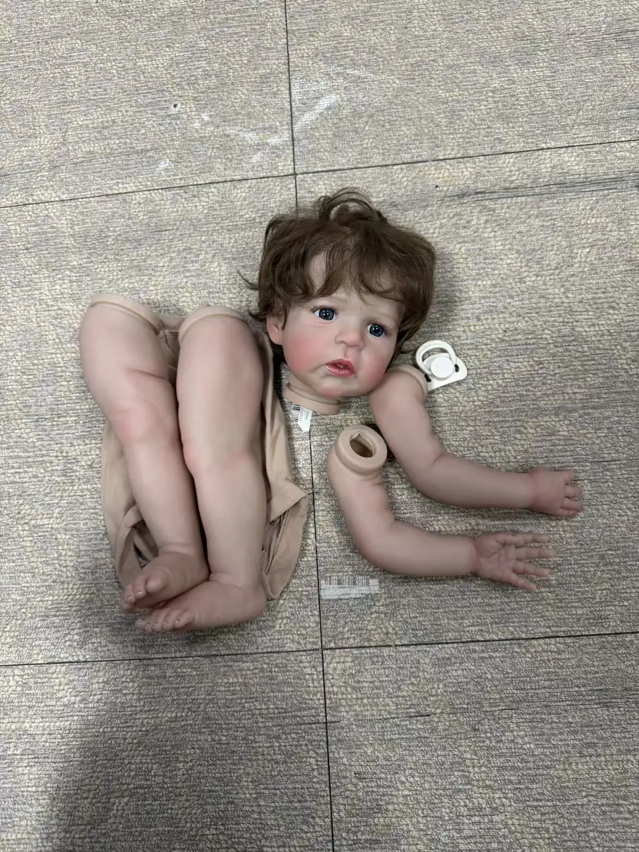 

24inch Reborn Doll Kit Sandie DIY Doll Parts Hand-detailed Painting 3D Skin with Visible Veins Kit Bebe Reborn