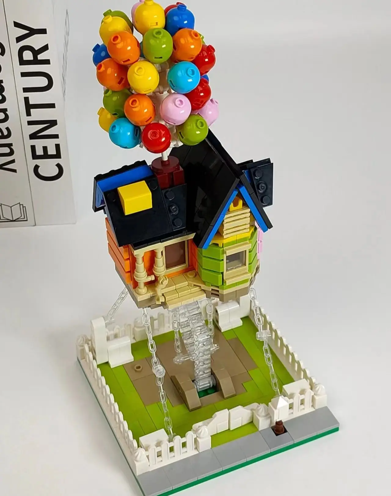 MOC ساعي البريد مدينة خبير العمارة تحلق بالون البيت النحت الكلاسيكية اللبنات صديق الأولاد والأطفال لعبة الهدايا