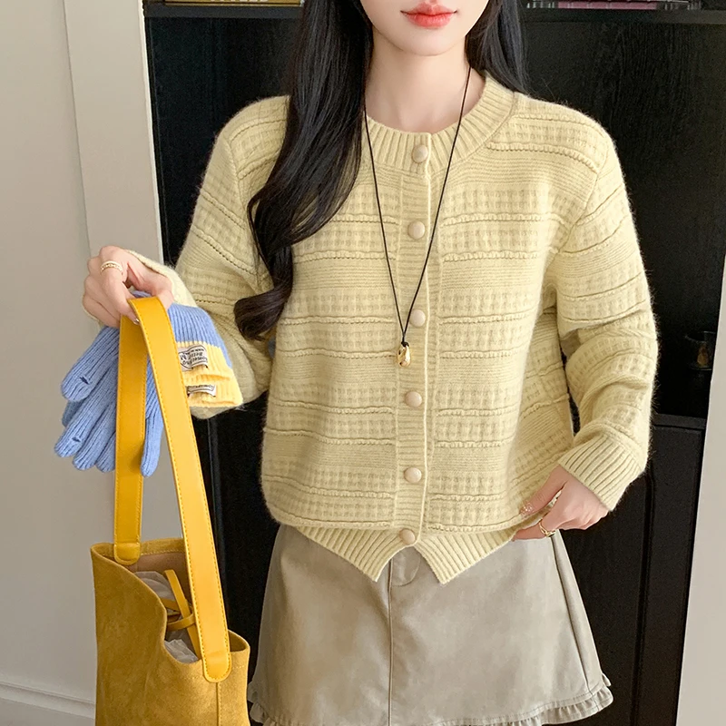 

Корейский однотонный элегантный вязаный свитер, женский осенне-зимний новый однобортный тонкий кардиган с круглым вырезом, повседневный свитер, топ