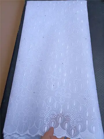 Afrikanischer Spitzenstoff 2023 hochwertige neue Schweizer Voilespitze in der Schweiz Chapeau Mariage Femme Africaine Ankara Kleid für Frauen