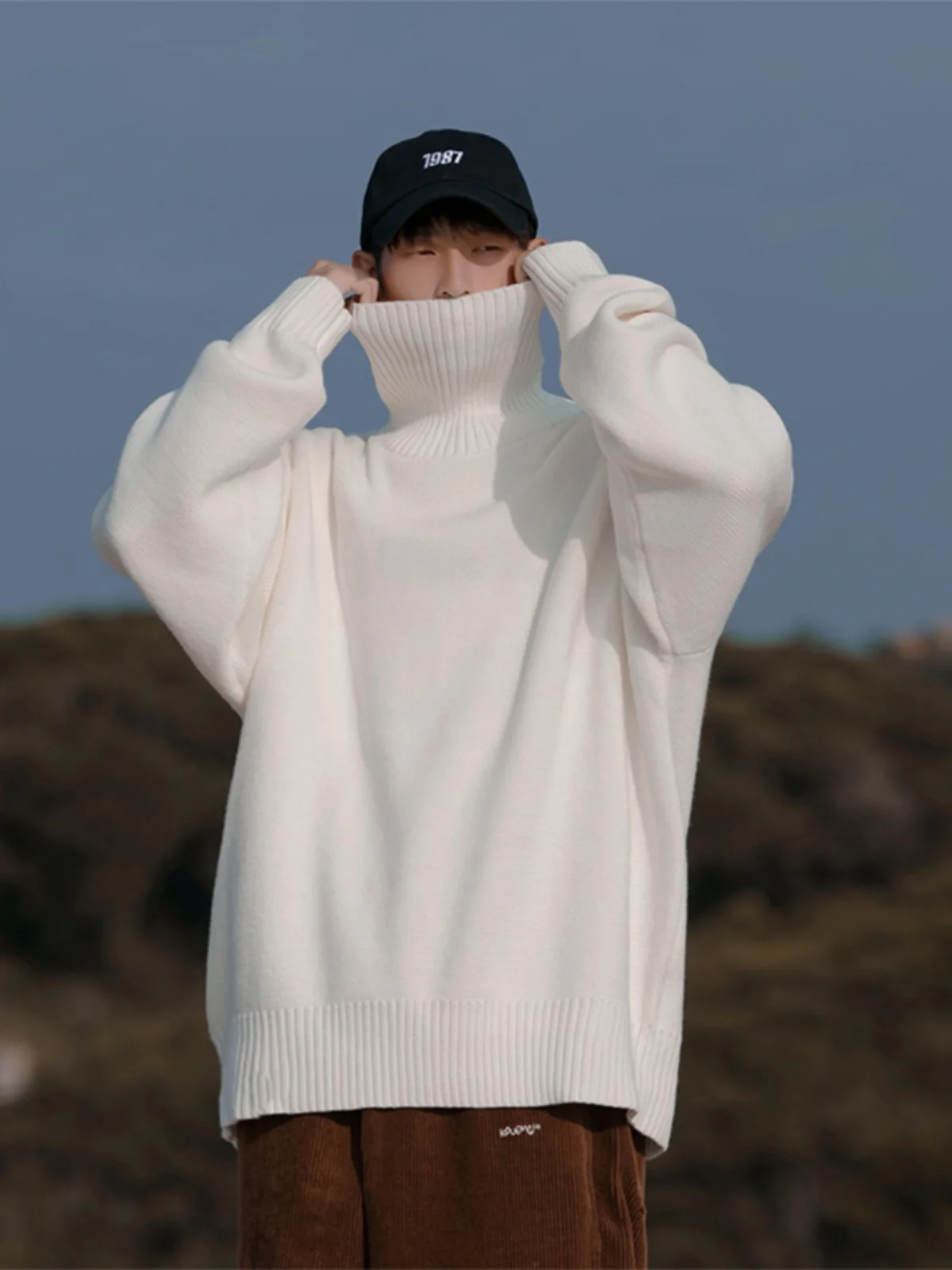 

Удобный свободный мужской свитер с высоким воротом, новинка весна-осень, модный базовый слой, молодежный повседневный трикотажный свитер