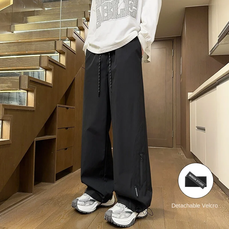 Men's American-style three-proof  hard shell pants for spring. They are versatile, loose-fitting and trendy long pants.