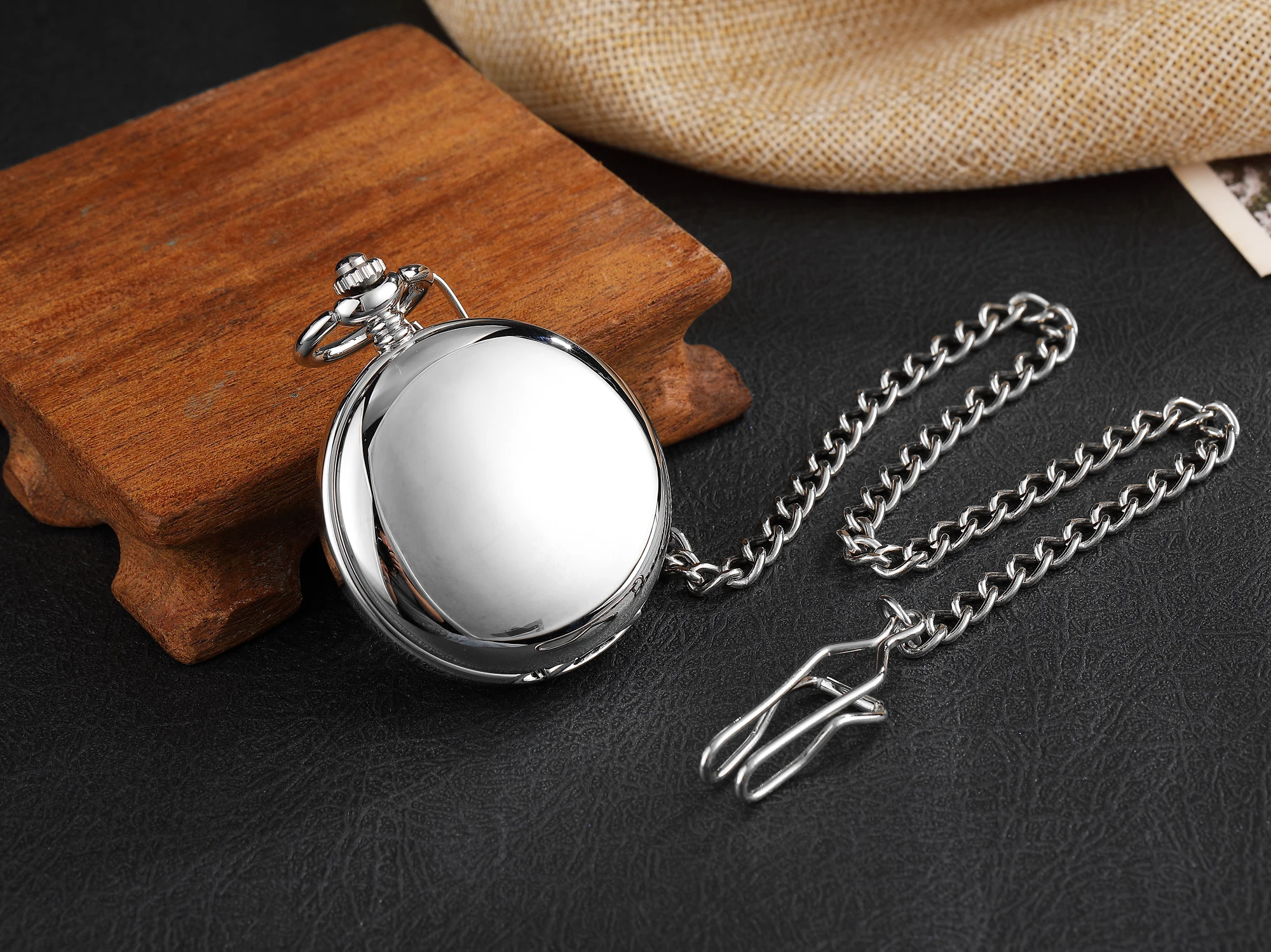 Top Steampunk Copper Vintage Hollow Gear Hollow Machinery Pocket Watch Necklace Pendant Clock Chain Men Women 2023