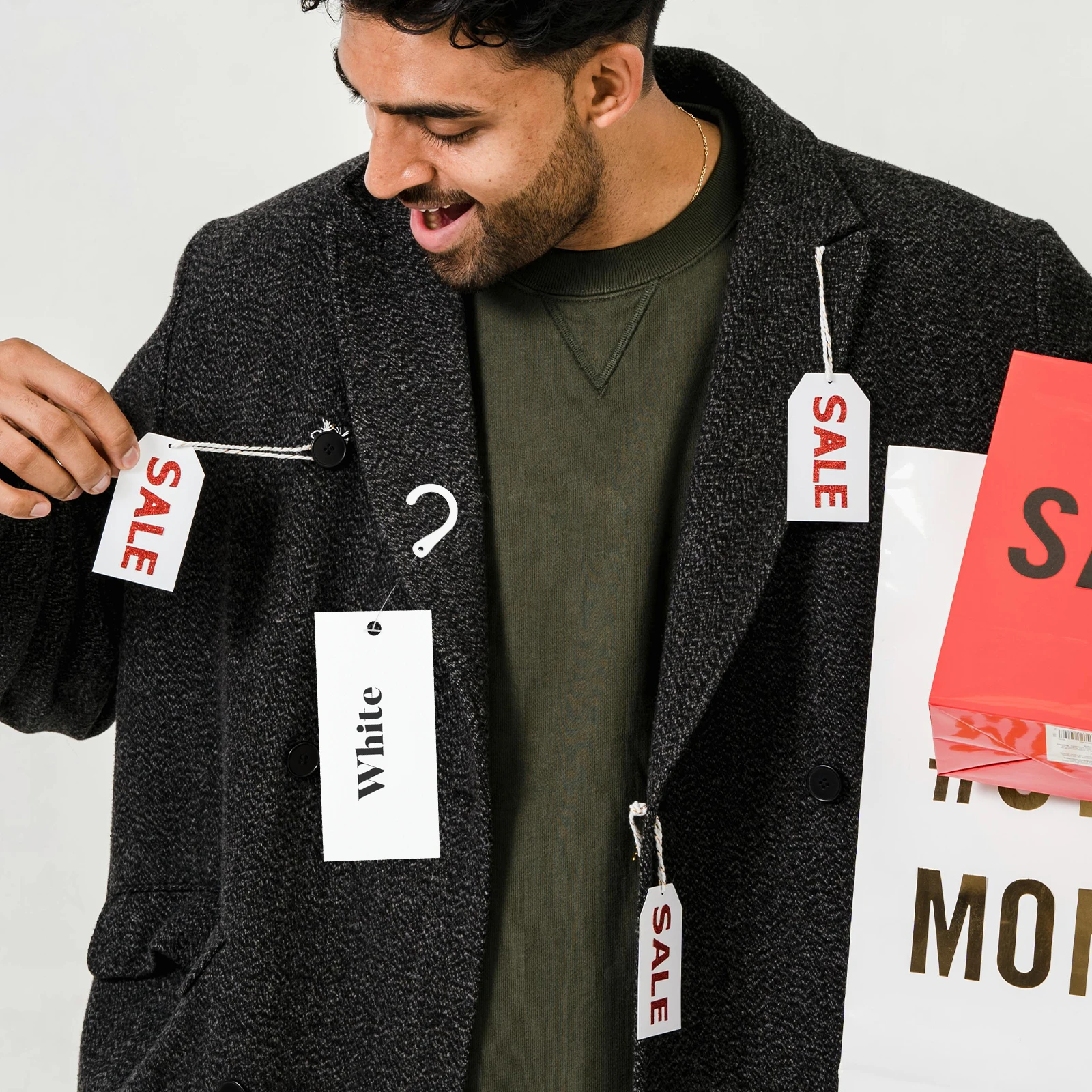 

100pcs J Hooks Plastic Sock Display Hangers Transparent Hat Organizer Heavy Duty Single Hooks Closet Kitchen Storage Space