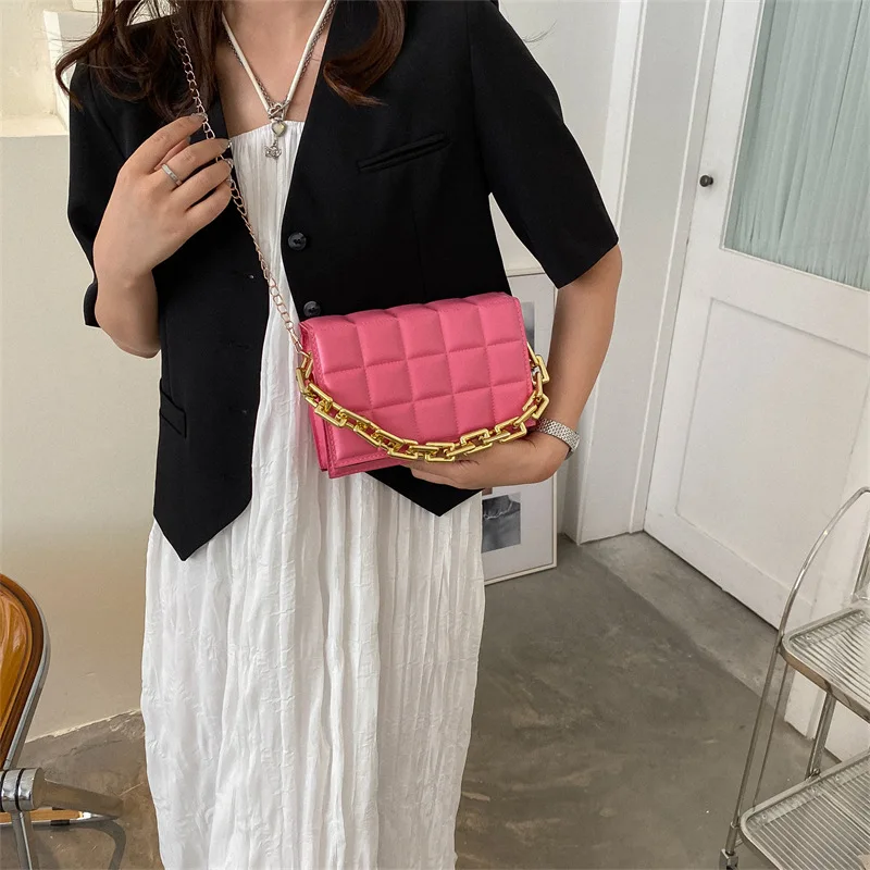 2023 New Simple Classic French Style Women\'s Crossbody Bag Bright Colorful Diamond Lattice Leather Metal Chain Handbag Wholesale