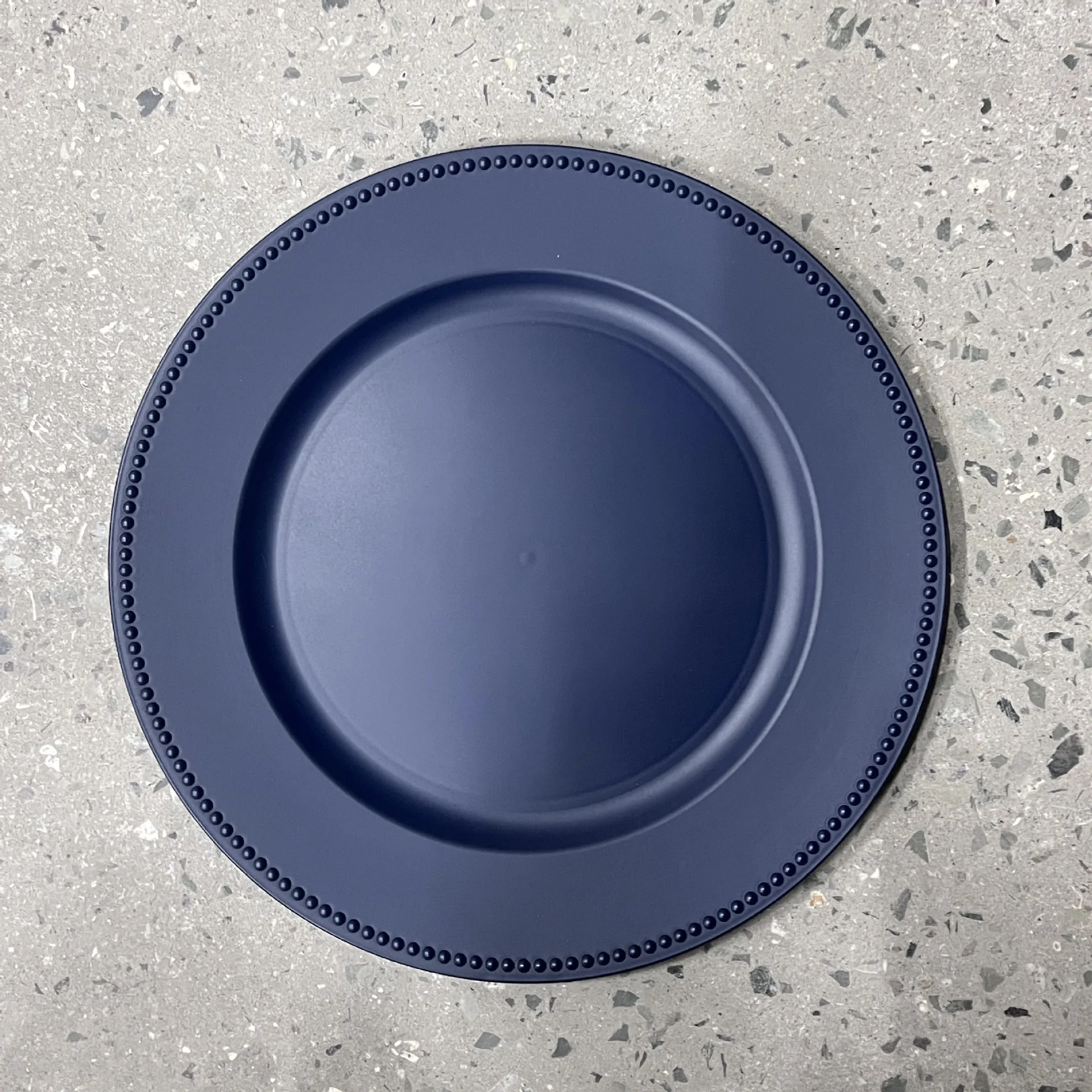 50pcs/Bag 13inch Round Blue Plastic Charger Plates Dinner Wedding Decorative Serving Dishes Set For Hotel Supplies GRP021