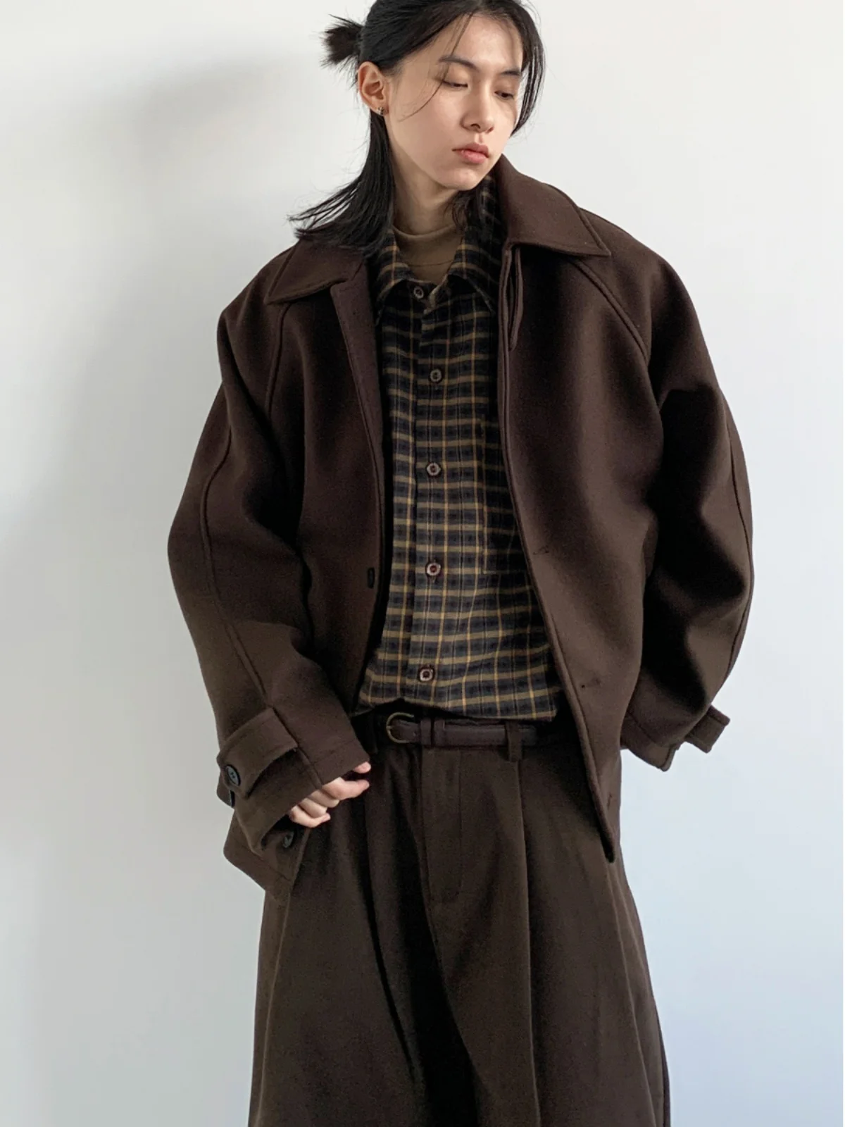Winter 2025 Men's Loose Shoulder Sleeve Mermaid Woolen Coat Retro Japanese Style Long Sleeve Single Button Closure Pure Color
