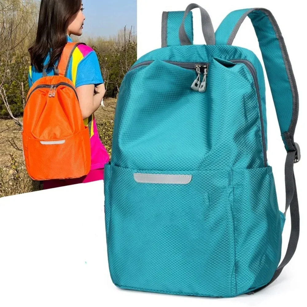 

Portable Large Capacity Business Backpack Reflective Nylon Travel Backpack Solid Color Waterproof Student Schoolbag Women