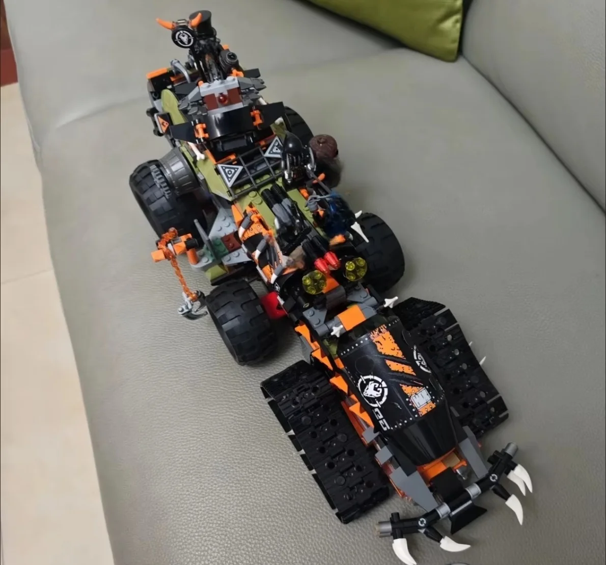 

2026 new DIY building blocks crawler off-road vehicle MOC assembly toy birthday holiday gift