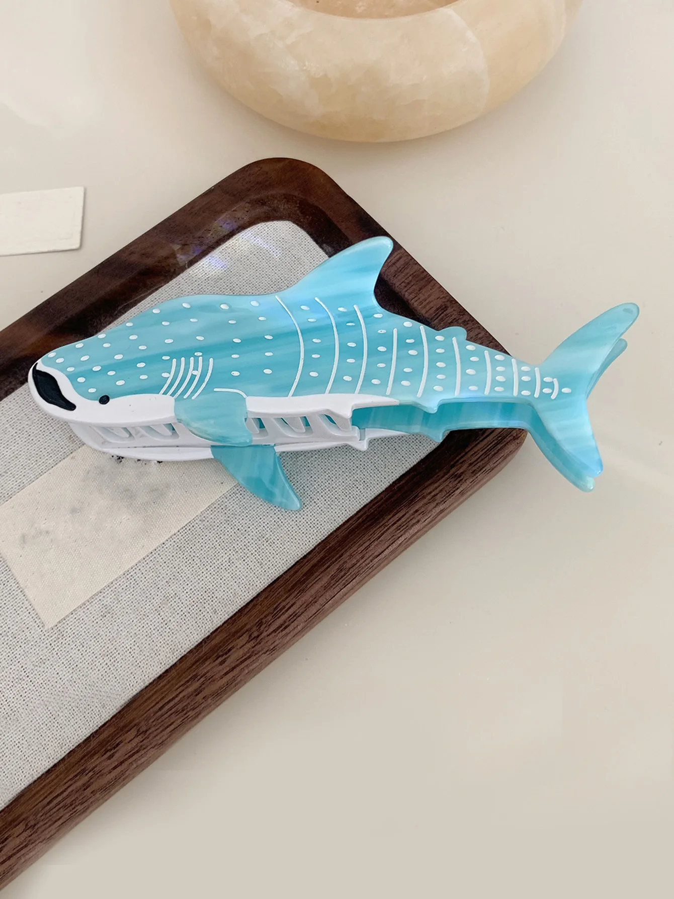 

1pc Women's Sky Blue Dolphin Polka Dot Cartoon Hair Claw Clip New Hair Clip for Daily Use to Fix Hair at the Back of Head