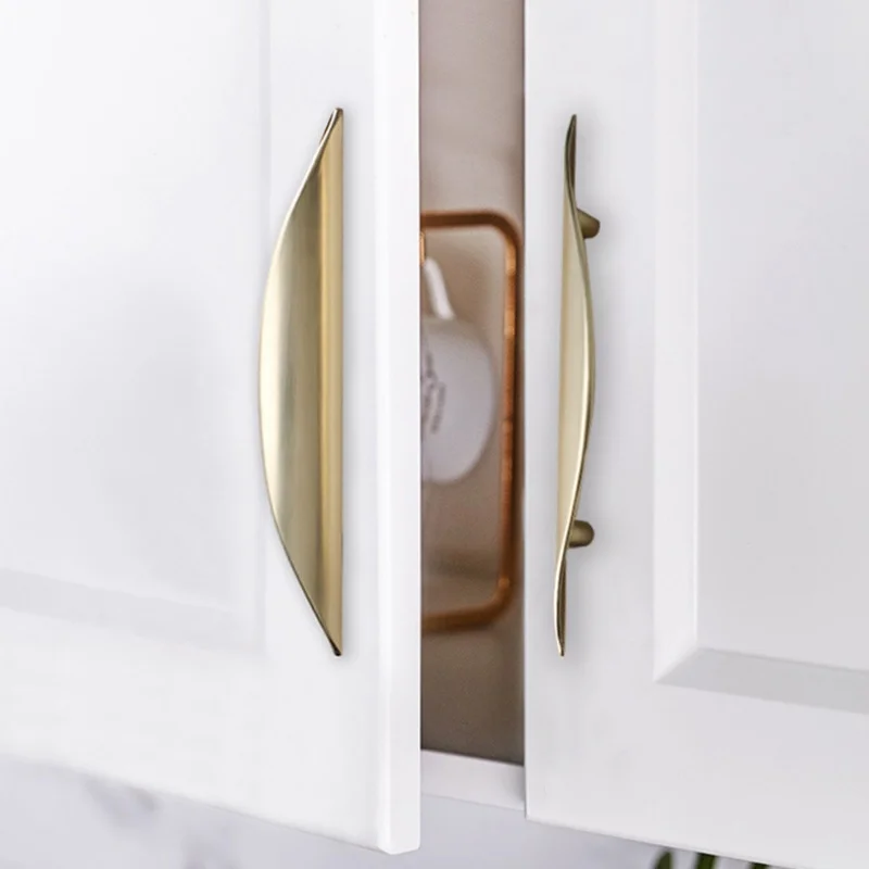 Modern Zinc Alloy kitchen Cabinet Handles Drawer Knobs Black Kitchen Pulls Dresser Cupboard Door Pulls Hidden Furniture Handles