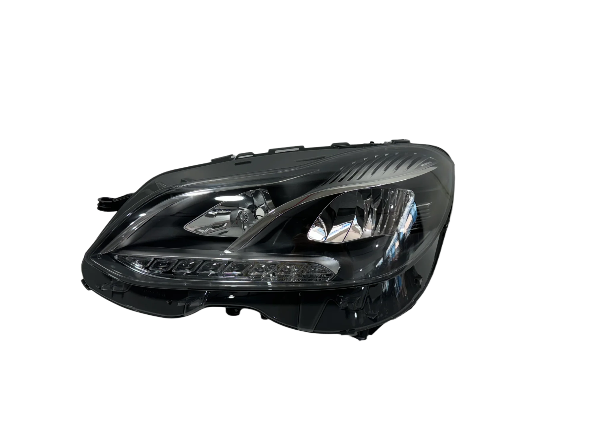 

Suitable for Mercedes Benz E-Class W212 low-end version LED headlights 2013-2015 High quality headlights W212 LED headlights