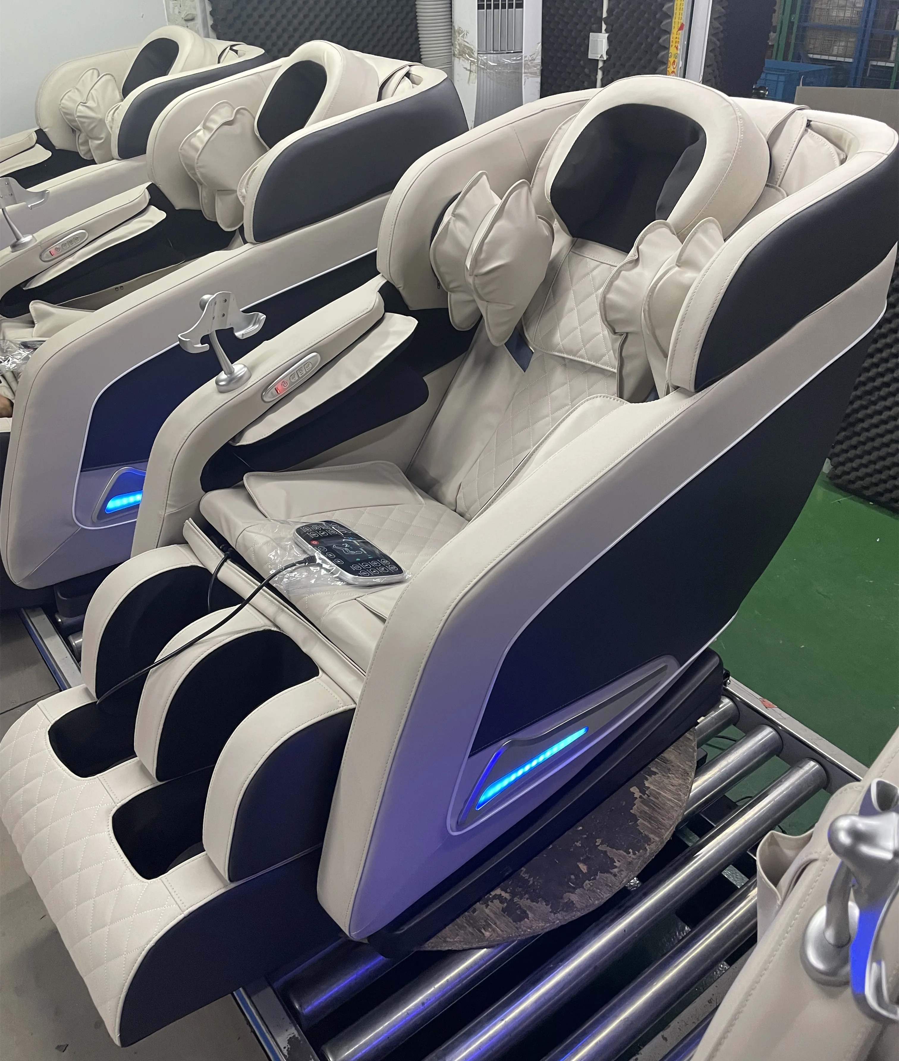 China Best 2023 Home Office 8d zero Gravity Full Body Electric Massage Chair Full Body 2024 Controller Beauty Salon Luxury