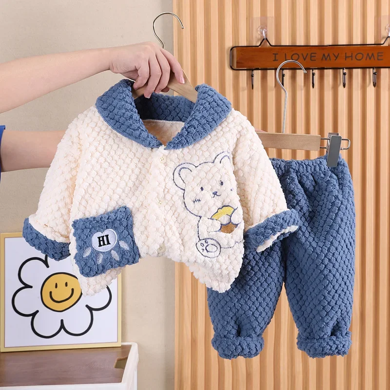 

Korean 2024 Autumn Winter Children Boy 2PCS Clothing Set Cartoon Bear Spliced Loungewear Coat Solid Warm Trouser Baby Boy Outfit