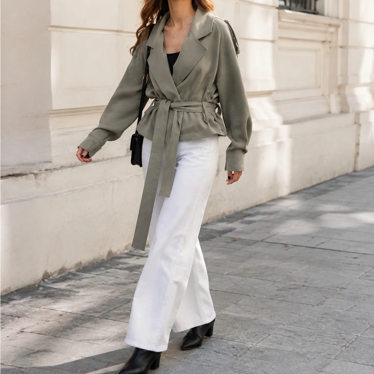 Casual Tie Coat with Notched Lapel Regular Length Commuter Long Sleeve Seamed Construction Waist Defining Women Autumn Coat