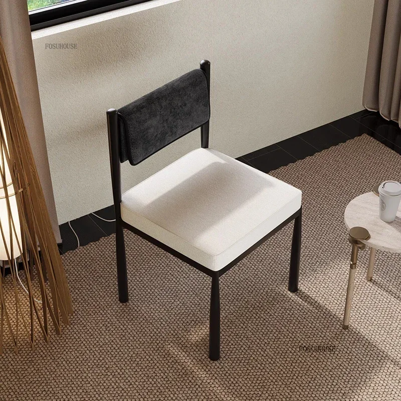 Italian Premium Dining Room Chairs Classic Upholstered Comfortable Designer Backrest Chair for Upscale Home Bistro Dining Chairs