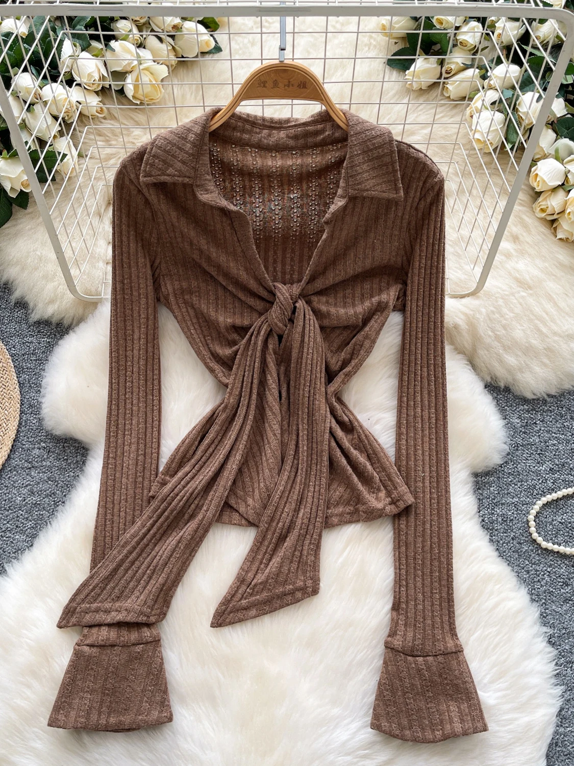 

Женская коричневая футболка Y2k Gyaru, винтажная эстетичная футболка в стиле Харадзюку с v-образным вырезом, топ, вязаные футболки с длинными рукавами, одежда 2000-х годов, осень 2025 г.