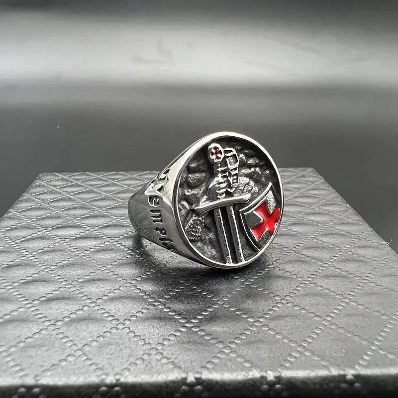 Hip Hop Fashion Men\'s Soldier Cross Round Ring Templar Letter Carving Ring Punk Seal Jewelry for Men Party Gifts Jewelry