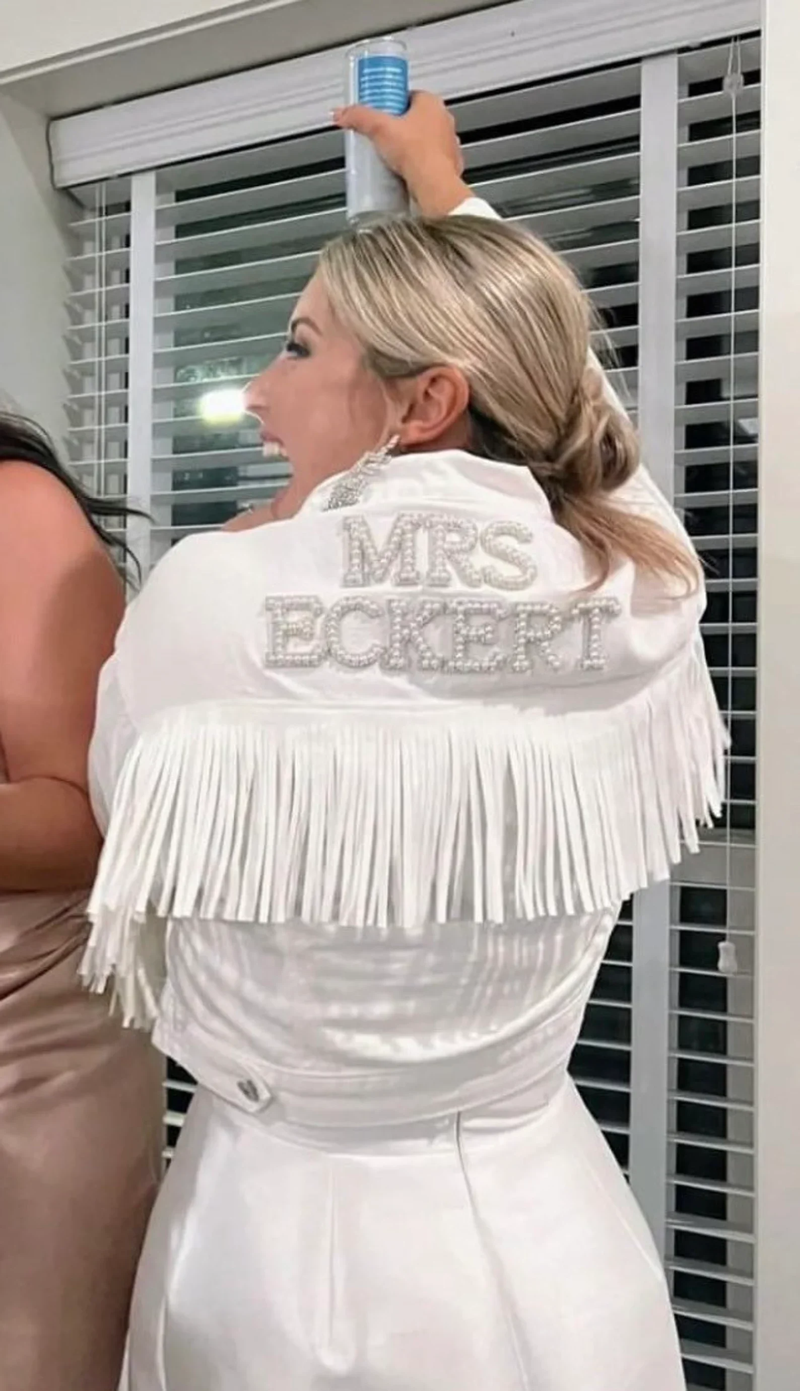 Branco Fringe Senhora Personalizado Pérola Denim Jacket Nashville Bachelorette Party Nome Personalizado Casacos De Casamento Wifey Noiva Presentes