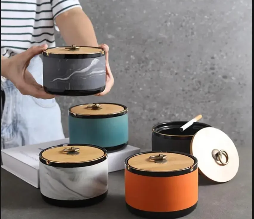 

Креативная керамическая пепельница для гостиной с бамбуковой крышкой, анти-летая пепельница в стиле ретро, украшения для офиса, дома, аксессуары